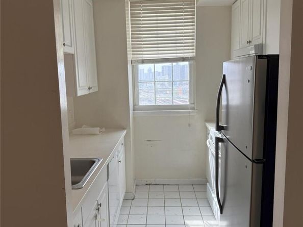 40 Oceana Drive W PH1A, Brooklyn NY 11235