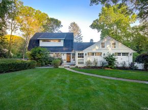 2 Spring Hollow Road, Centerport NY 11721