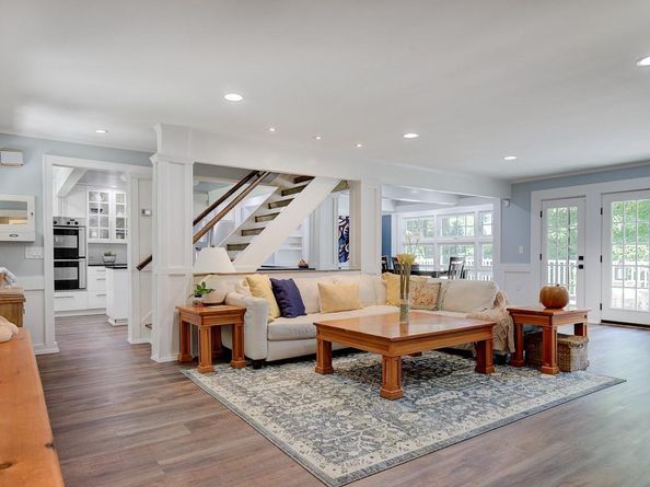 2 Spring Hollow Road, Centerport NY 11721