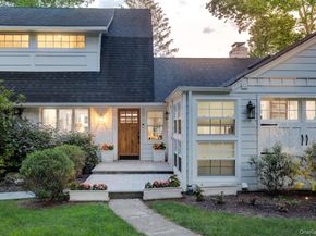 2 Spring Hollow Road, Centerport NY 11721