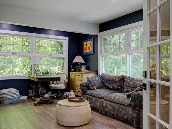 2 Spring Hollow Road, Centerport NY 11721