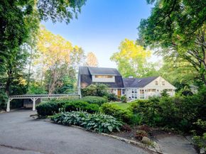 2 Spring Hollow Road, Centerport NY 11721