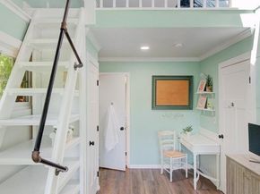 2 Spring Hollow Road, Centerport NY 11721