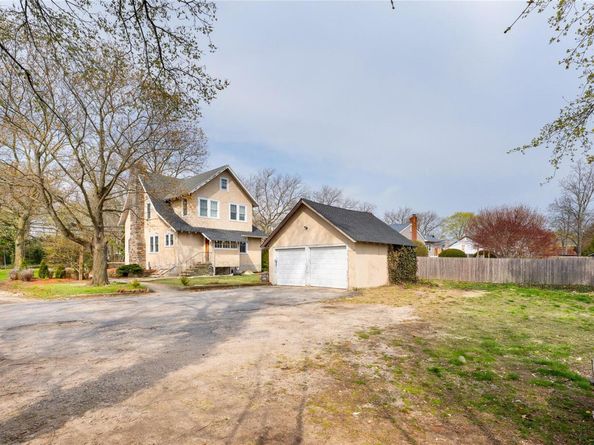 1212 Roanoke Avenue, Riverhead NY 11901