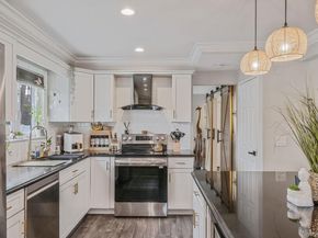 1 Hooper Court, Port Jefferson Station NY 11776