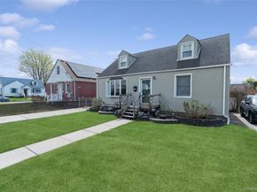 278 Dogwood Road, Valley Stream NY 11580