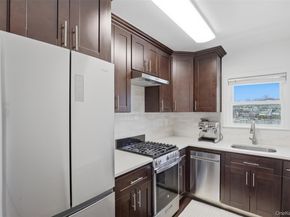 1829 Palmer Avenue 3A, Larchmont NY 10538