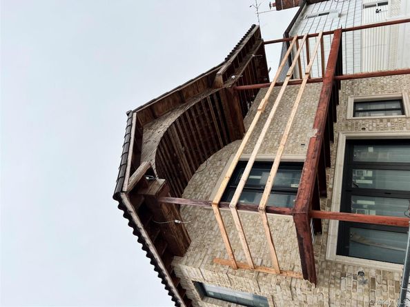 8324 Langdale Street, New Hyde Park NY 11040