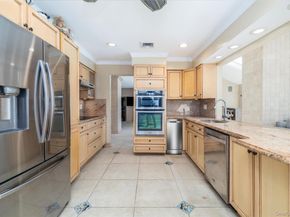 65 Shore Drive S, Copiague NY 11726