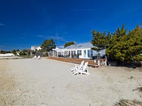 65 Shore Drive S, Copiague NY 11726
