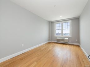 661 W Broadway 401, Long Beach NY 11561