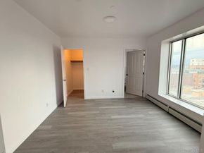 140-37 Cherry Avenue 8A, Flushing NY 11355