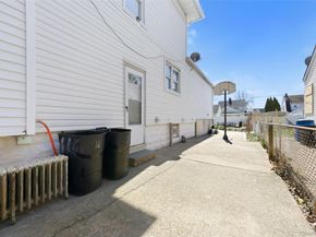 116 Oak Avenue, Hempstead NY 11550