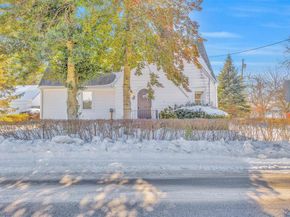42 Greenwood Road Bay Shore, NY 11706, Bay Shore NY 11706