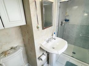 322 Grover Avenue N, Massapequa Park NY 11762