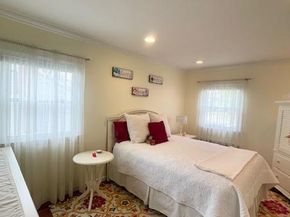322 Grover Avenue N, Massapequa Park NY 11762