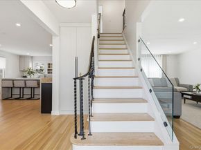 8 Bayberry Avenue, Garden City NY 11530