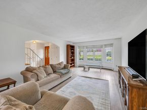 9 Chester Street, Smithtown NY 11787