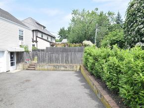 283 Princeton Road, Rockville Centre NY 11570