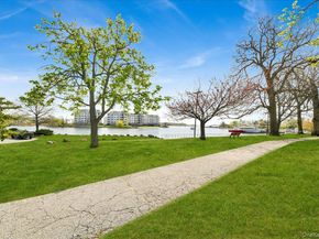 2 Harbor Lane 102, New Rochelle NY 10805