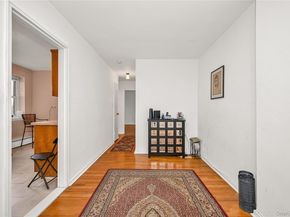 99-10 60Ave 3B, Corona NY 11368