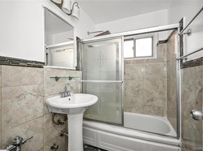 99-10 60Ave 3B, Corona NY 11368