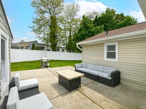 1254 Parkwood Drive, Merrick NY 11566
