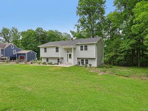 2853 Hedwig Drive, Yorktown Heights NY 10598