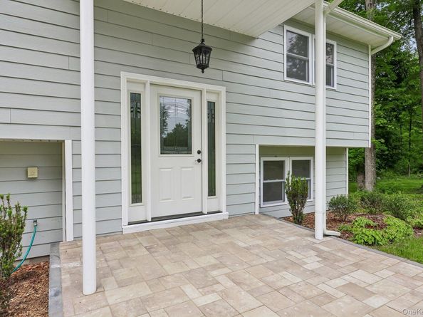 2853 Hedwig Drive, Yorktown Heights NY 10598