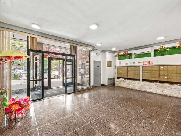 3131 Grand Concourse 2J, Bronx NY 10468