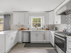 3 Sunrise Street, Plainview NY 11803
