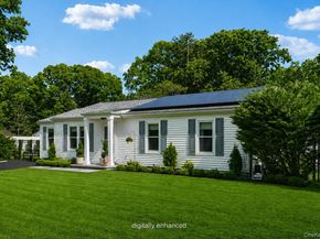 11 Centerview Trail, Ridge NY 11961