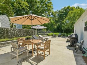 11 Centerview Trail, Ridge NY 11961