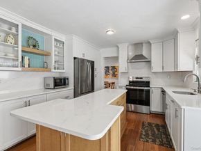 11 Centerview Trail, Ridge NY 11961