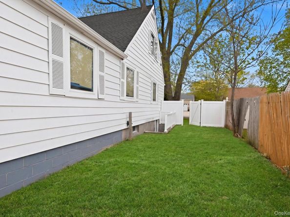 23 Woods Lane, Centereach NY 11720