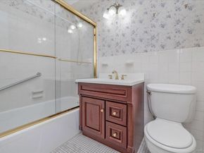 77 S Park Avenue A4, Rockville Centre NY 11570