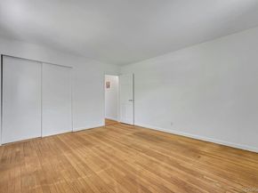 45 Robins Crescent 45, New Rochelle NY 10801