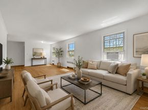 45 Robins Crescent 45, New Rochelle NY 10801