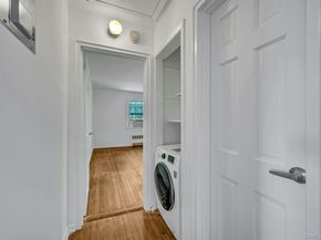 45 Robins Crescent 45, New Rochelle NY 10801