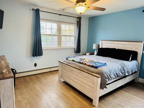 195 Maple Street, Medford NY 11763