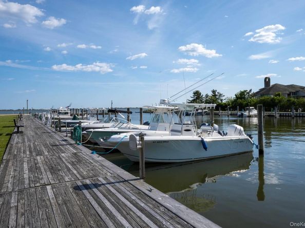 27 Canvasback Lane, East Quogue NY 11942