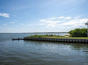27 Canvasback Lane, East Quogue NY 11942