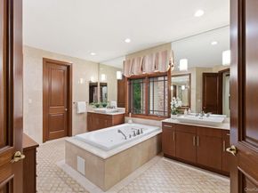 3 Olde Hamlet Drive, Jericho NY 11753