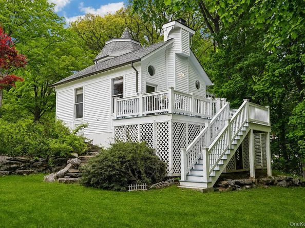 54 Hillside Avenue, Mount Kisco NY 10549