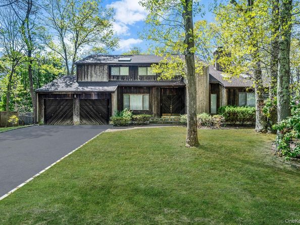 10 Lily Drive, South Setauket NY 11720