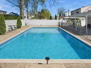 13 Peachtree Lane, Levittown NY 11756