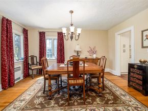 12 May Court, Rockville Centre NY 11570