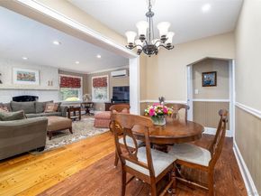 12 May Court, Rockville Centre NY 11570
