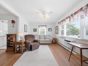 96 Finch Lane 2B, Islip NY 11751