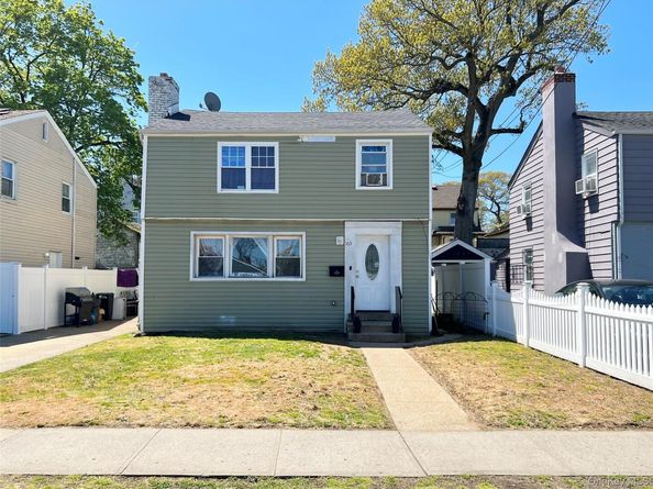 165 President Street, Hempstead NY 11550